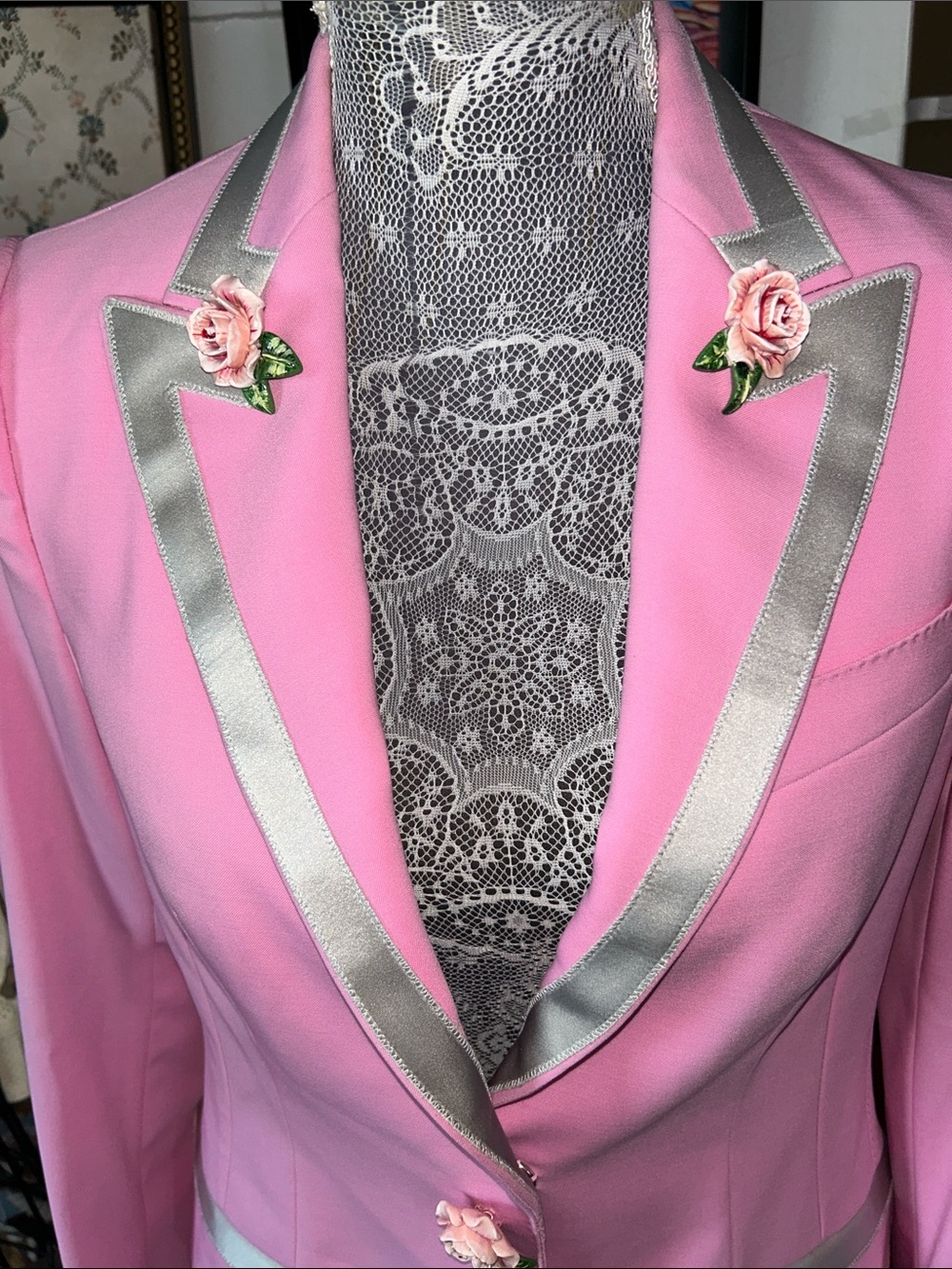 Dolce & Gabbana Pink Satin-Trim Blazer with Floral Pins - Picture 3 of 8
